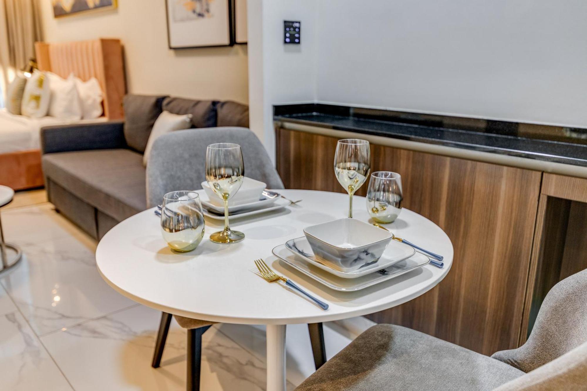 Globalstay J One Tower Apartments At Pearl Of Uae Дубай Экстерьер фото